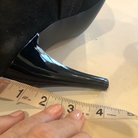 Tahari Size 8.5 Eva heels with beaded embellishments on strap. Black suede. - Picture 10 of 16